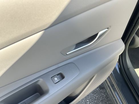 New 2026 Hyundai Elantra Sport FWD image 12