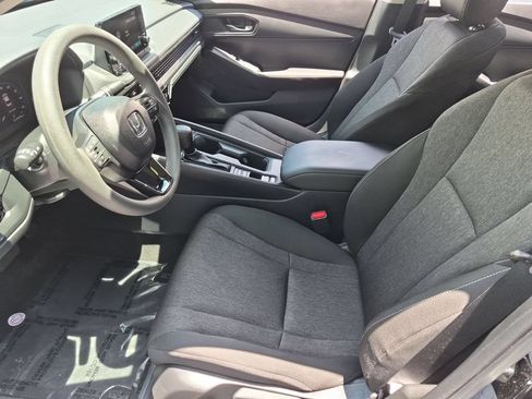 Used 2025 Honda Accord LX image 24
