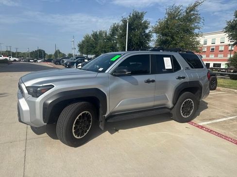 Used 2025 Toyota 4Runner TRD Off-Road Premium w/ Tow Technology Package AWD/4WD image 6