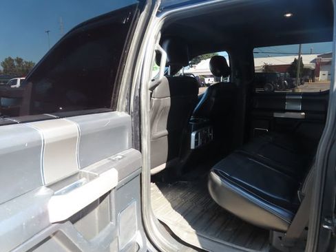 Used 2017 Ford F150 Lariat w/ Equipment Group 502A Luxury AWD/4WD image 21