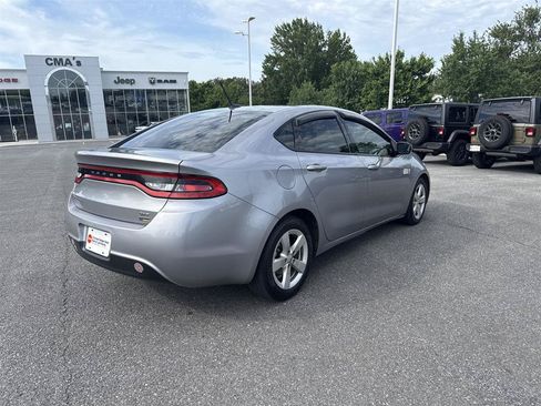 Used 2016 Dodge Dart SXT FWD image 5