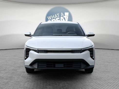 New 2026 Kia K4 FWD image 2