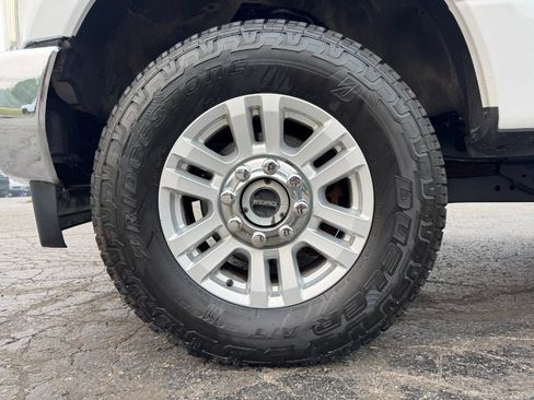 Used 2019 Ford F250 XLT AWD/4WD image 13