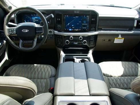 Used 2026 Ford F450 Platinum w/ Platinum Plus Package AWD/4WD image 30
