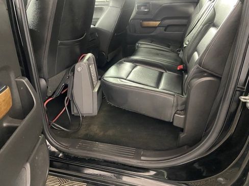 Used 2018 Chevrolet Silverado 1500 LTZ w/ Sport Package image 10