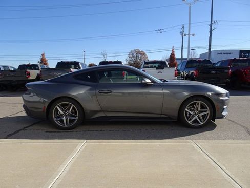 New 2026 Ford Mustang Coupe image 7