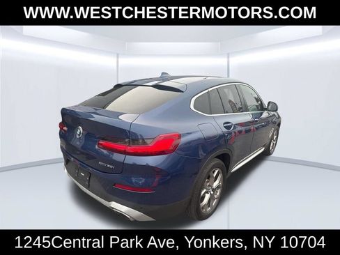 Used 2022 BMW X4 xDrive30i w/ Convenience Package AWD/4WD image 4