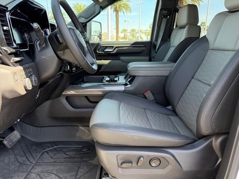 New 2026 Chevrolet Silverado 2500 ZR2 w/ LPO, Dark Essentials Package image 5