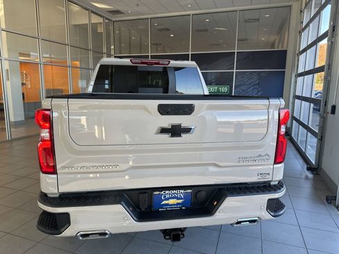 New 2026 Chevrolet Silverado 1500 High Country w/ High Country Premium Package image 5