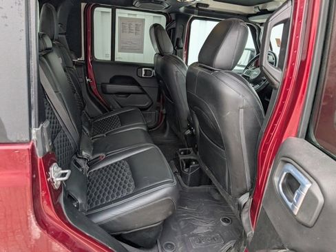 Used 2022 Jeep Gladiator Overland w/ LED Lighting Group image 17