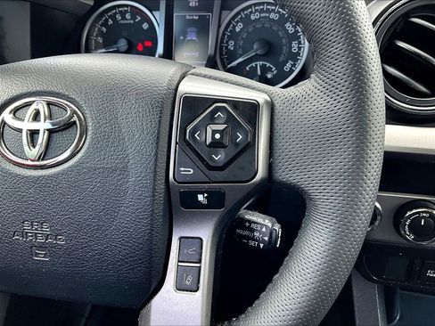 Used 2023 Toyota Tacoma SR5 AWD/4WD image 24