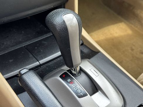 Used 2010 Honda Accord EX image 26