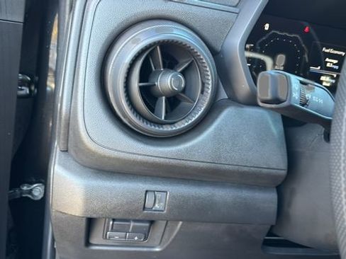 Used 2024 Chevrolet Colorado Trail Boss w/ Advanced Trailering Package image 21