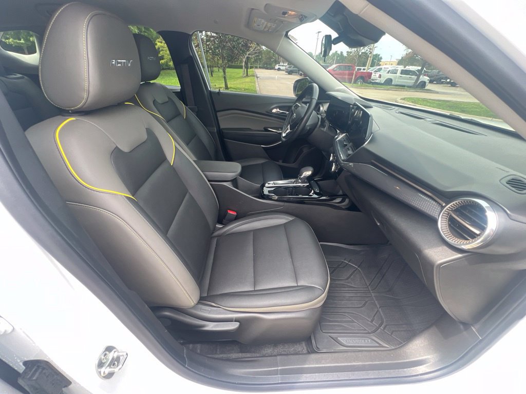 Used 2025 Chevrolet Trax ACTIV w/ Driver Confidence Package FWD image 15