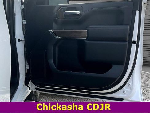 Used 2019 Chevrolet Silverado 1500 LT w/ Texas Edition image 26