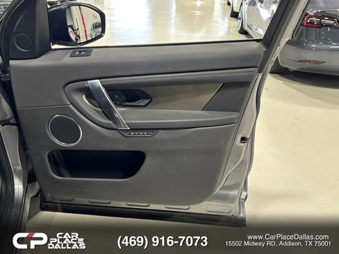 Used 2020 Land Rover Discovery Sport SE AWD/4WD image 22