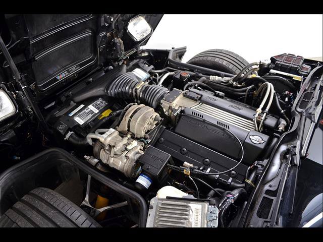 Used 1994 Chevrolet Corvette Coupe RWD image 22