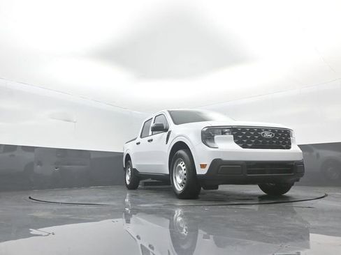 New 2026 Ford Maverick XL w/ Equipment Group 101A AWD/4WD image 32