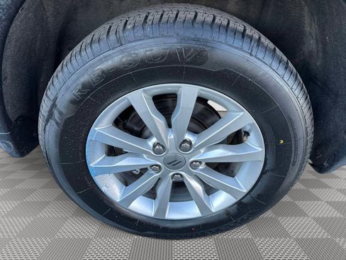 Used 2022 Dodge Durango SXT image 35