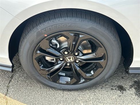 New 2025 Honda Accord SE image 8