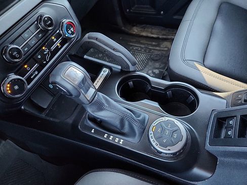 Used 2023 Ford Bronco Big Bend w/ Sasquatch Package image 12