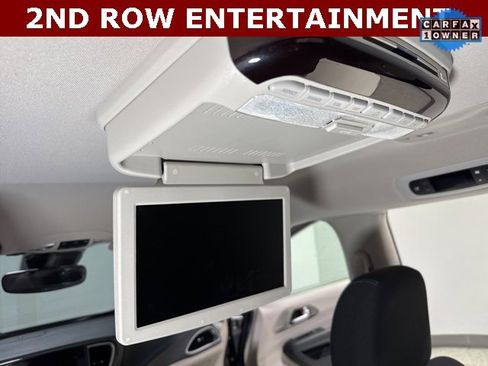 Used 2021 Chrysler Pacifica Touring w/ Cold Weather Group image 4