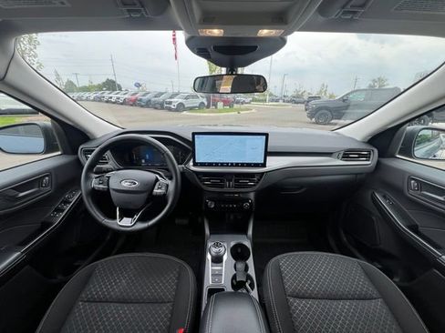 Used 2025 Ford Escape Active w/ Tech Pack #1 AWD/4WD image 19
