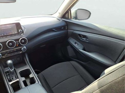 Certified 2025 Nissan Sentra S image 12