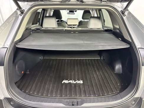 Used 2023 Toyota RAV4 XLE Premium AWD/4WD image 38