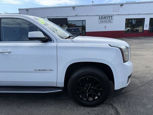 Used 2019 GMC Yukon XL SLT w/ Open Road Package AWD/4WD image 16