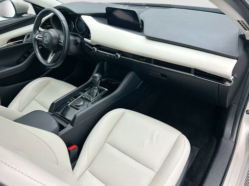 Used 2022 MAZDA MAZDA3 s image 16