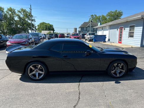 Used 2022 Dodge Challenger SRT Hellcat w/ Plus Package RWD image 6
