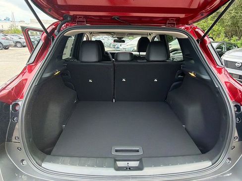 New 2026 Nissan Kicks SR image 25