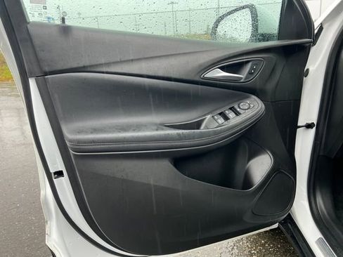 Used 2021 Buick Encore GX Preferred image 18