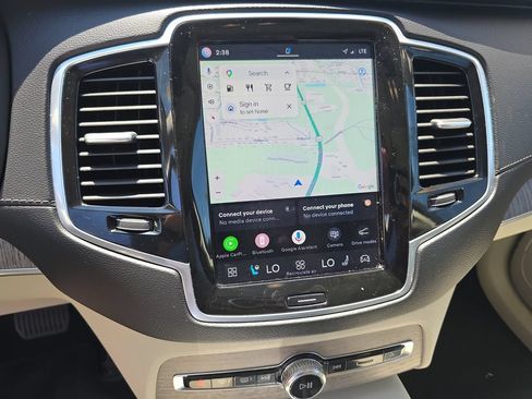Certified 2024 Volvo XC90 B6 Ultimate AWD/4WD image 29