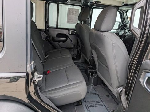 Used 2021 Jeep Wrangler Unlimited Sport image 26