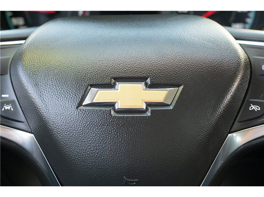 Used 2025 Chevrolet Malibu RS w/ LPO, Floor Liner Package FWD image 7