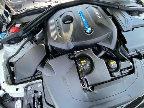 Used 2017 BMW 330e RWD image 29