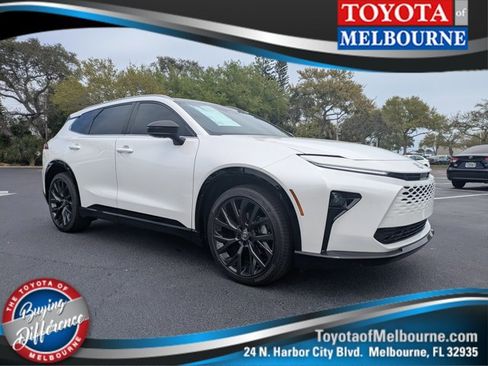 New 2026 Toyota Crown Signia Limited w/ Advanced Technology Package image 1