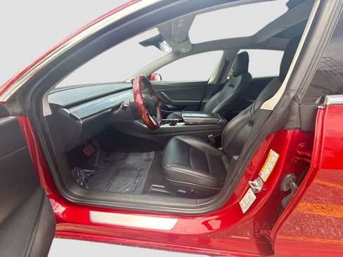 Used 2020 Tesla Model 3 Standard Range RWD image 22