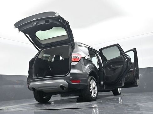 Used 2018 Ford Escape SEL image 29