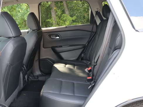 Used 2023 Nissan Rogue SL w/ SL Premium Package AWD/4WD image 15