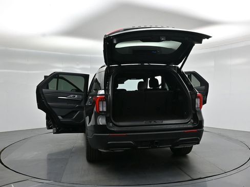 New 2026 Ford Explorer ST-Line image 34