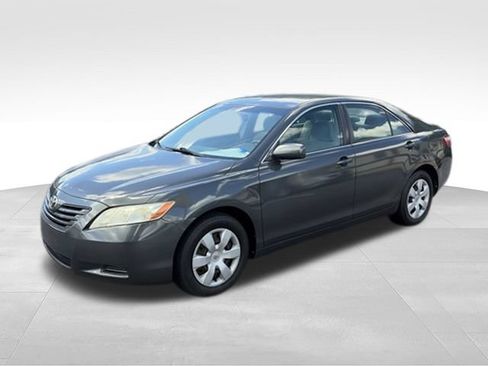 Used 2007 Toyota Camry LE FWD image 29