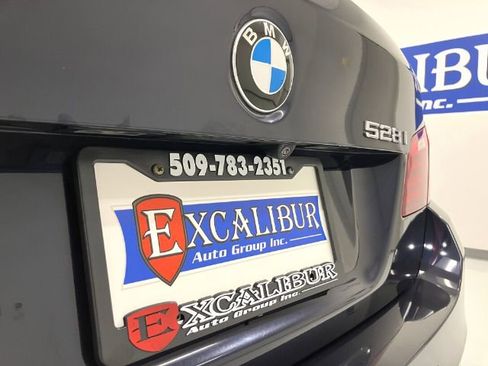 Used 2014 BMW 528i Sedan image 31