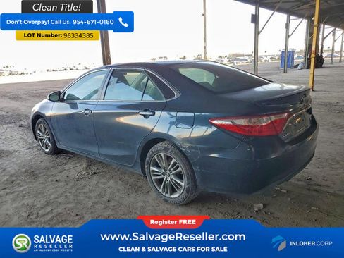 Used 2015 Toyota Camry SE FWD image 3