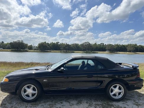 Used 1994 Ford Mustang GT image 14