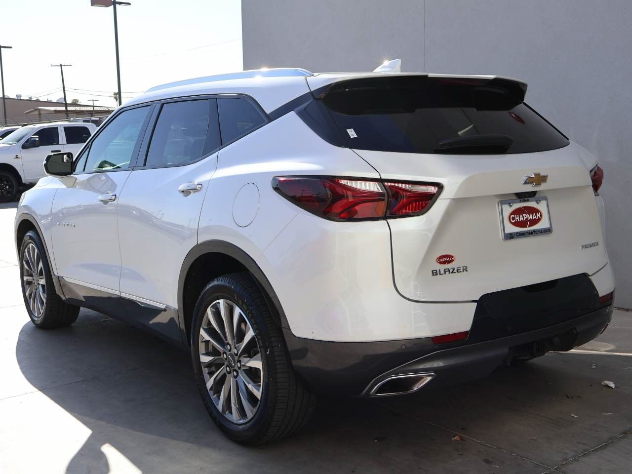 Used 2022 Chevrolet Blazer Premier w/ Driver Confidence II Package FWD image 3