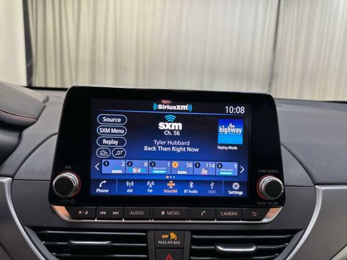 New 2025 Nissan Altima 2.5 SR image 13