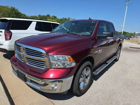 Used 2017 RAM 1500 Big Horn AWD/4WD image 1